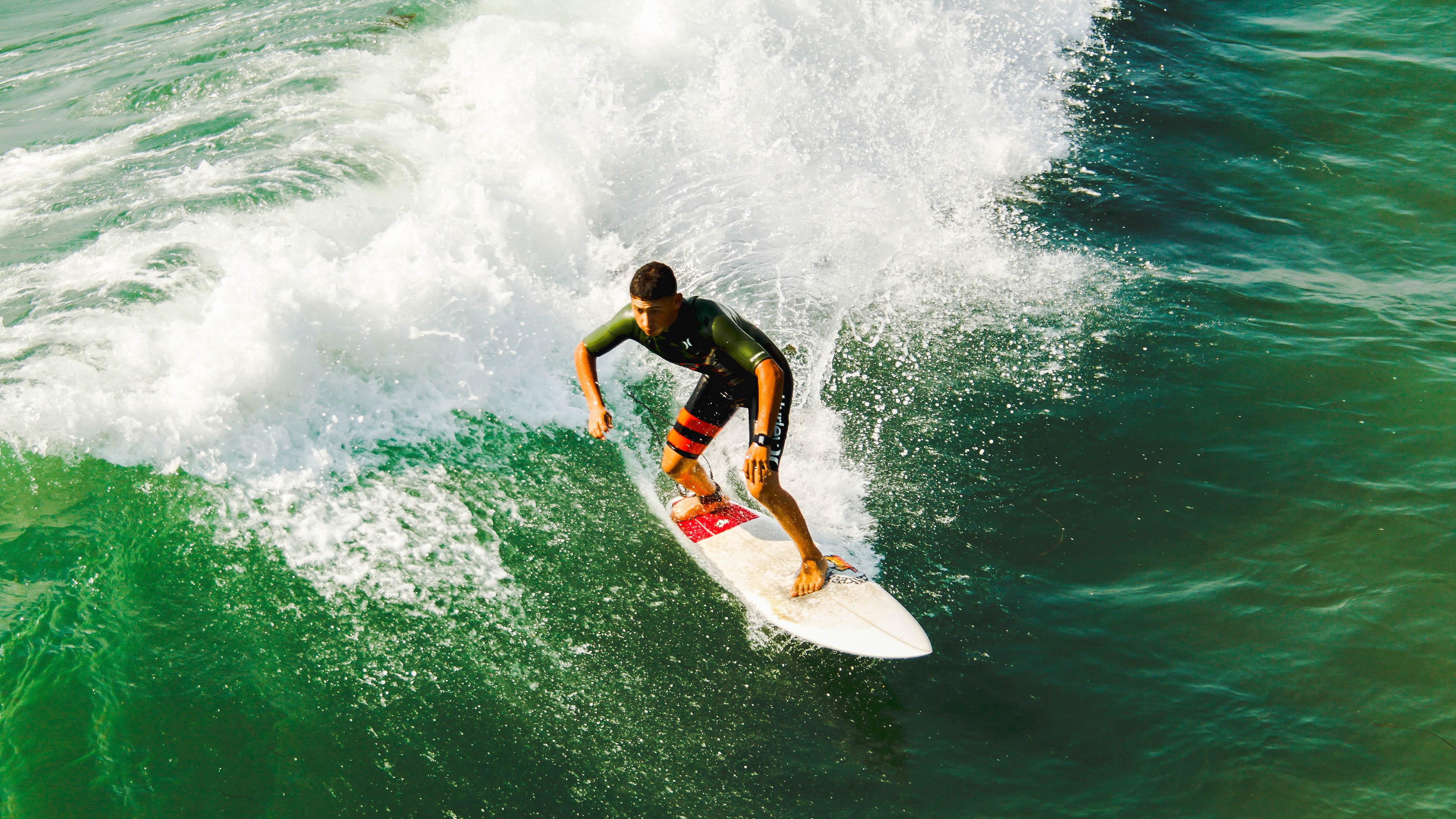 “马丁·高尔西的表现震撼橄榄球界，未来成就不凡”