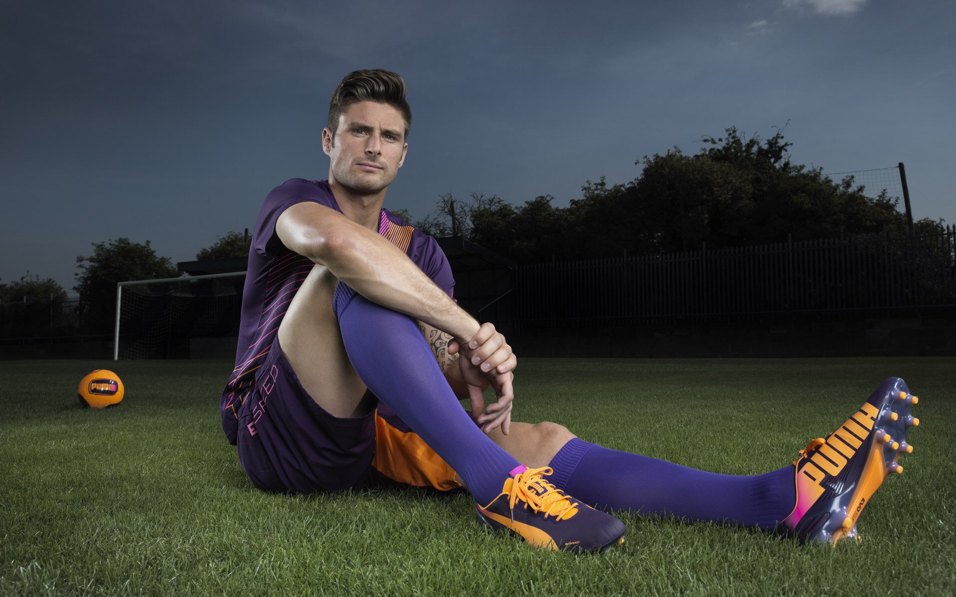 “帕布罗·马特拉的高压防守与领袖能力，为阿根廷美洲狮队打下坚实基础”